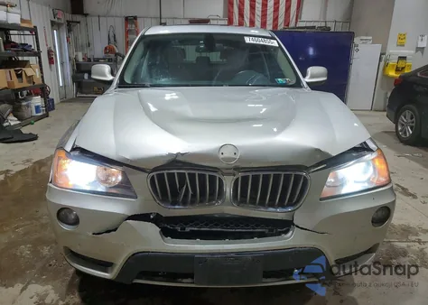 2011 BMW X3 xDrive28I z USA, uszkodzony, nr VIN 5UXWX5C56BL712314